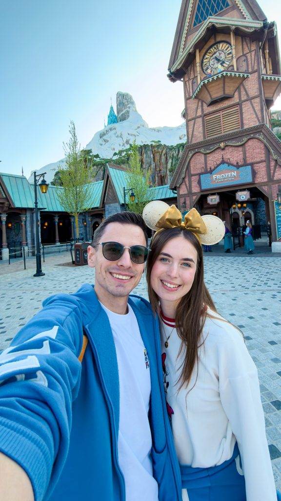 Cedricerlebt und Finja in World of Frozen