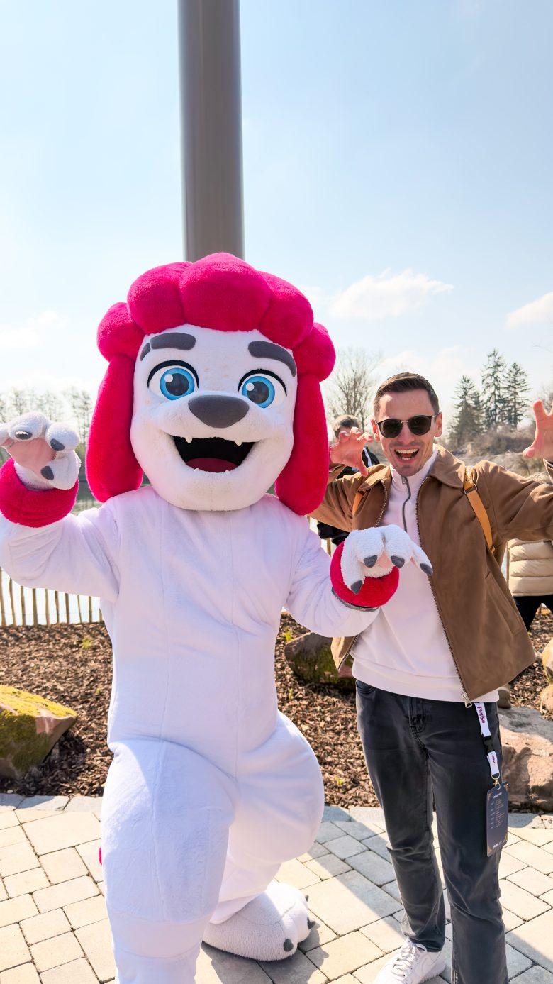 Cedricerlebt mit 100% Wolf